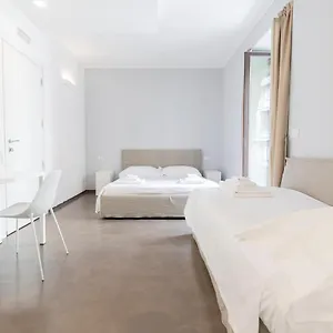 https://bb-papillon.italymilanhotels.net